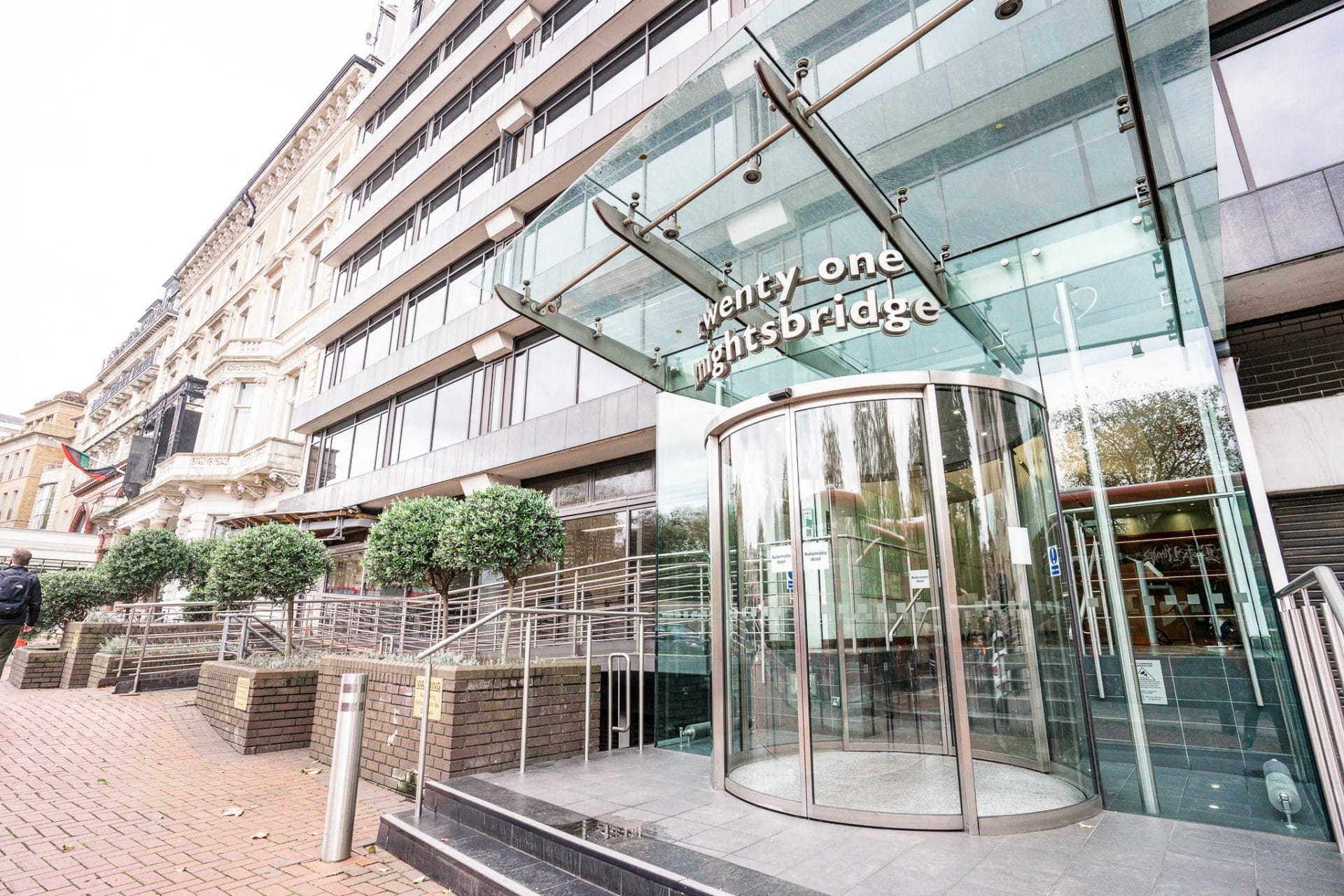 Serviced offices Belgravia at 21 Knightsbridge, Hyde Park Corner