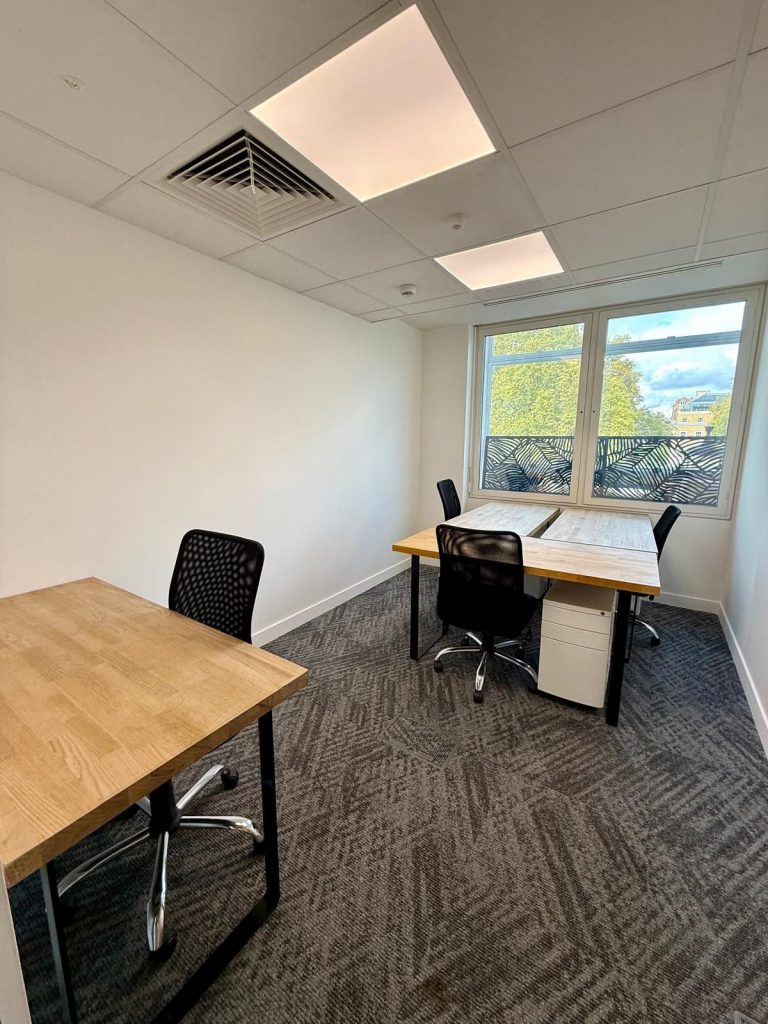 West End serviced office London – Suite 1C at 33 Cavendish Square with modern interior, natural lighting, and flexible workspace layout.