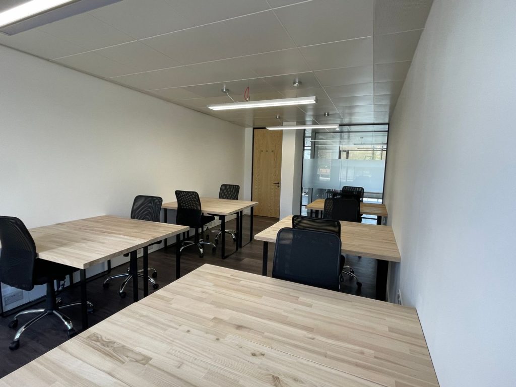 Serviced offices in Knightsbridge at 21 Knightsbridge, modern flexible workspace in central London.