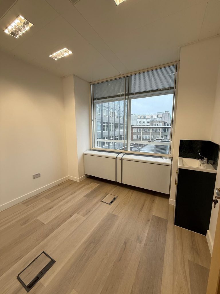 Consulting room in Marylebone Central London professional clinical space