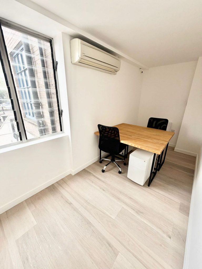 Private office near Harrods workspace at 189 Brompton Road Knightsbridge London