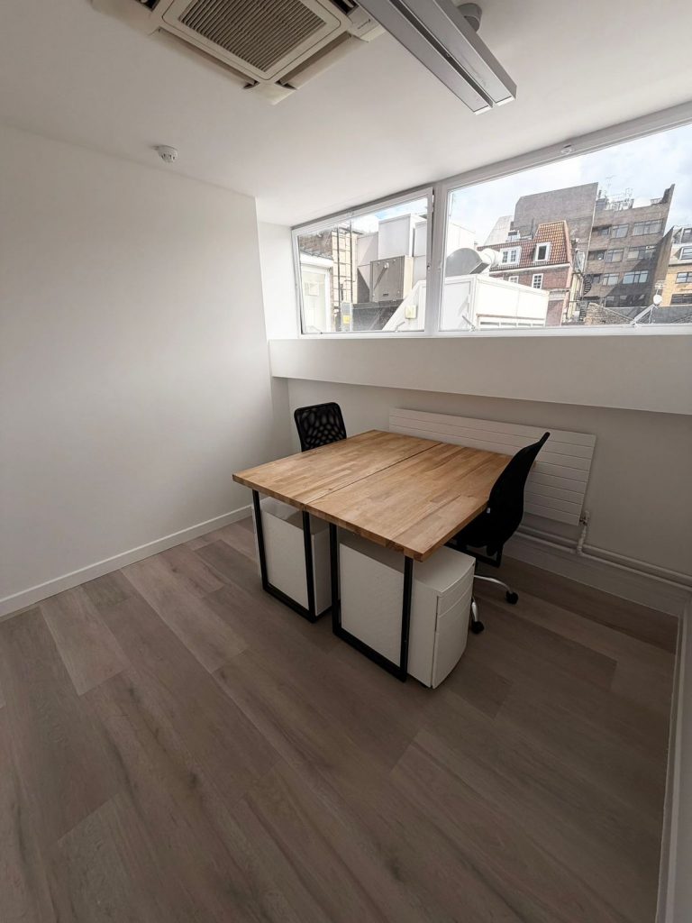 Small office in Knightsbridge with 3 desk office layout near Harrods at 189 Brompton Road London