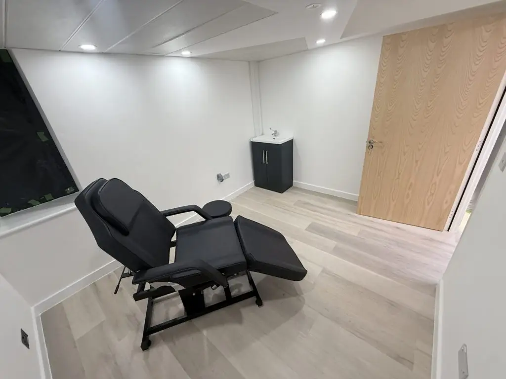 Treatment room B10 at 1 Quality Court, Holborn